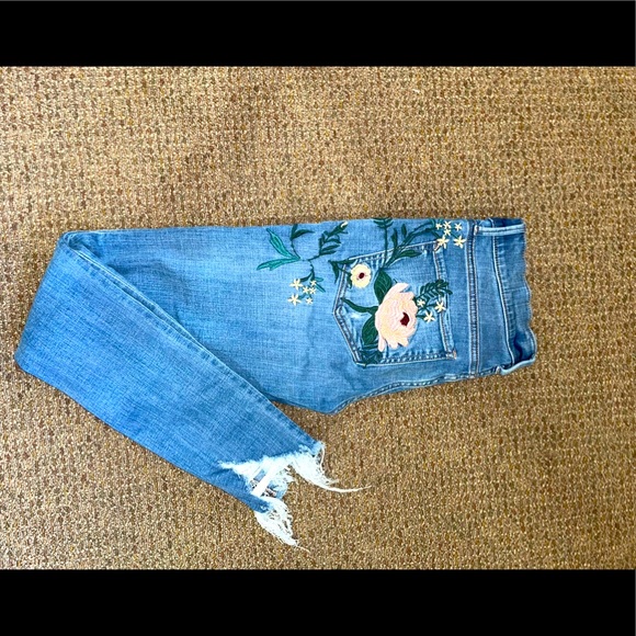 Express skinny jeans with Beautiful Flower embroidered details